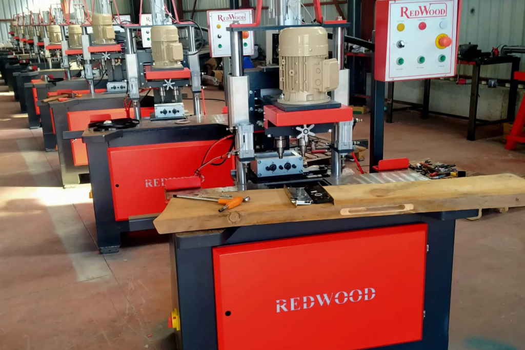 REDWOOD Kapı Üretim Makinesi ile Üretimde Fark Yaratın